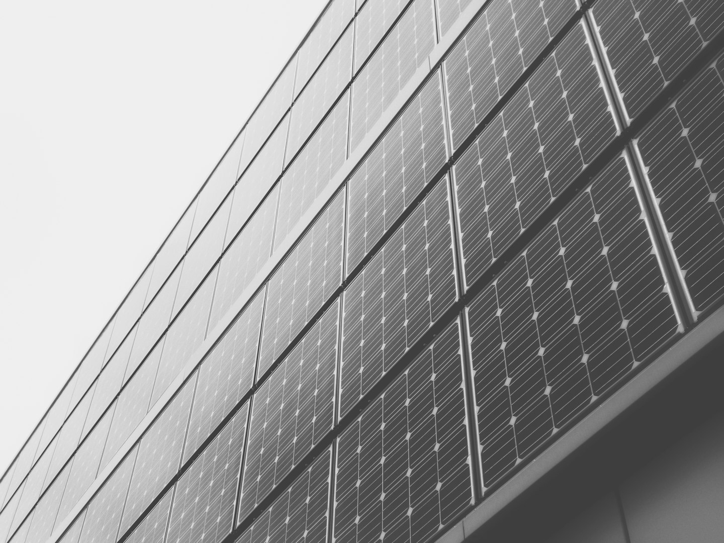 Photovoltaikanlage auf Einfamilienhaus – 10 kWp mit monokristallinen Modulen